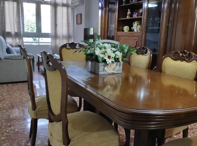 Апартаменти Carlos Iii Кордова